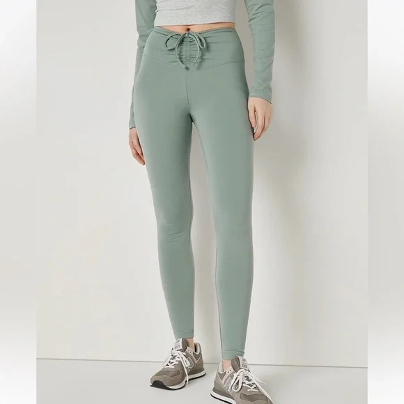 PINK high waist full length ruched V leggings BNWT - Picture 3 of 10